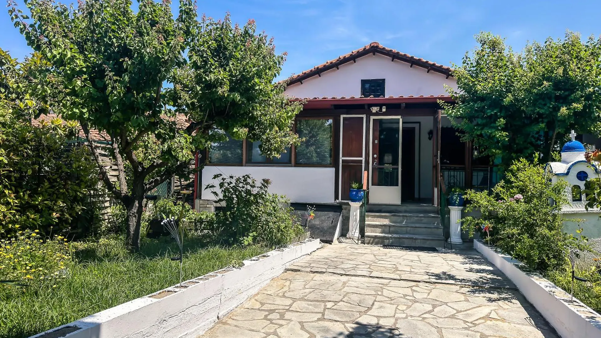 Дом отдыха The Garden Villa Agios Pavlos